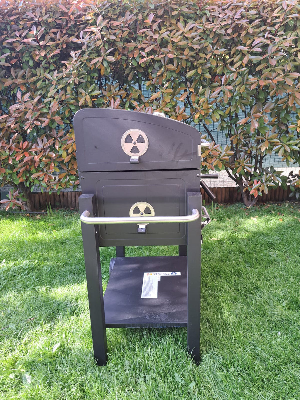 Barbecue a carbonella - 119 x 50 x 101 cm - Nero
